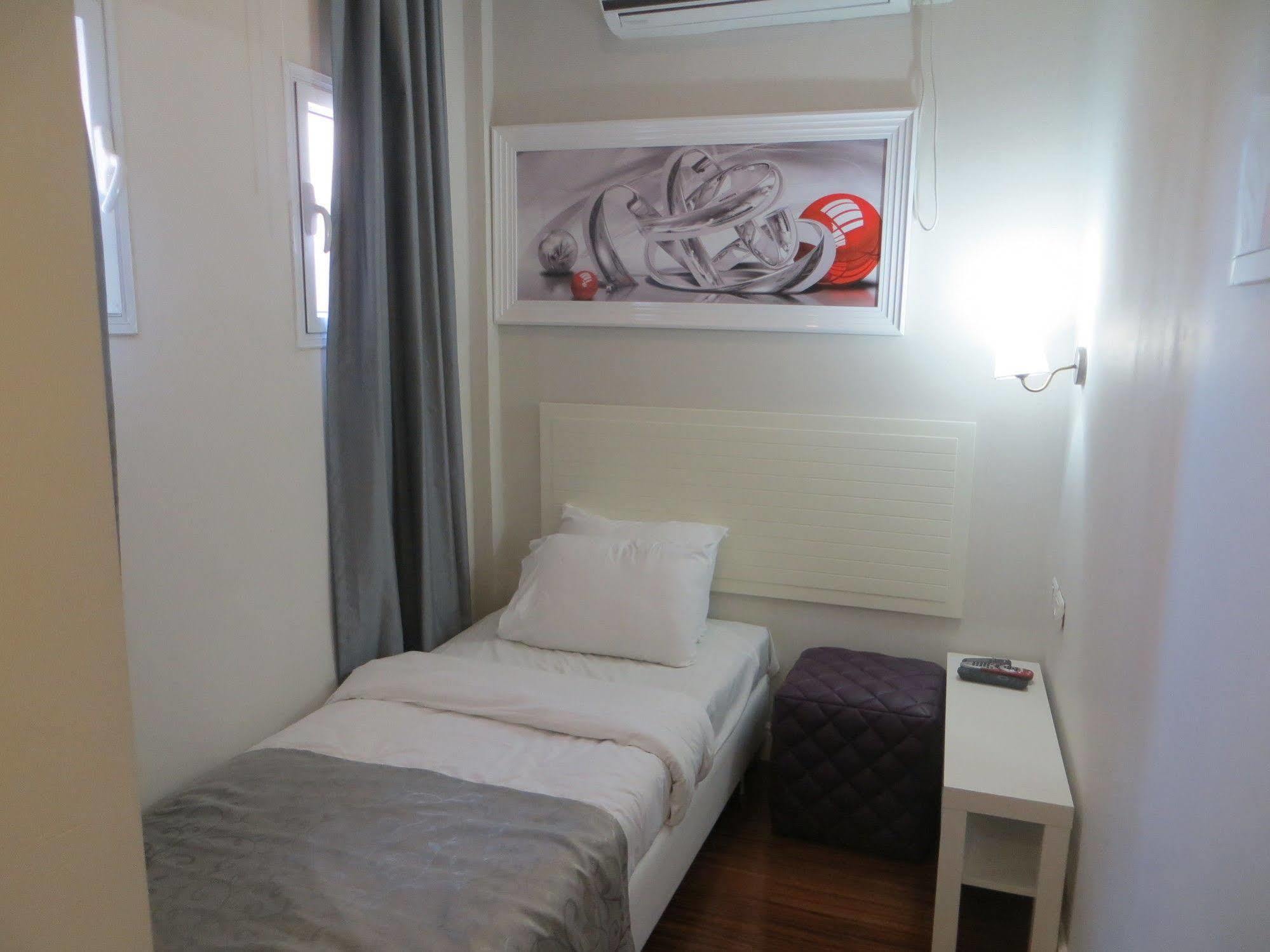 Lenis Hotel Tel Aviv-Jaffa Exterior foto